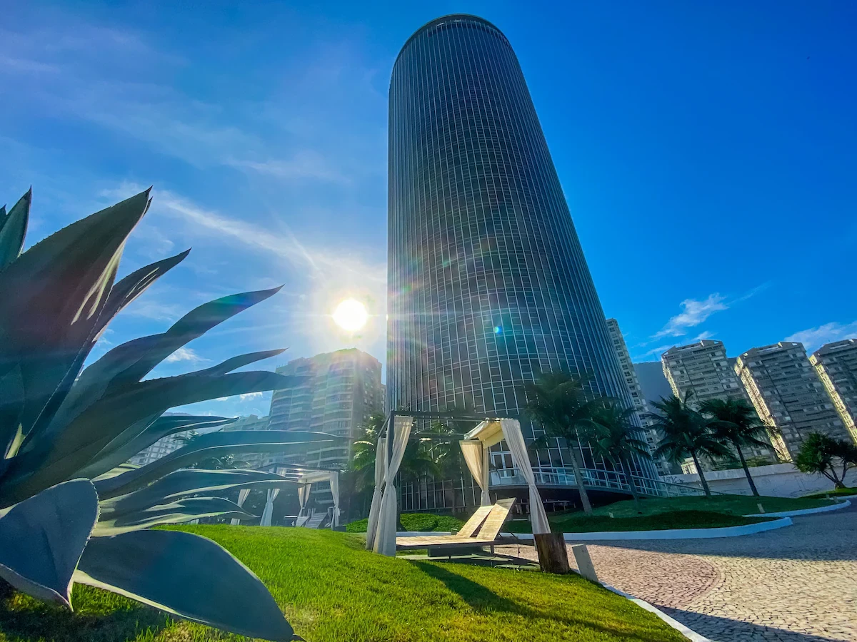 Niemeyer Icon - Rooftop Pool in São Conrado - Image